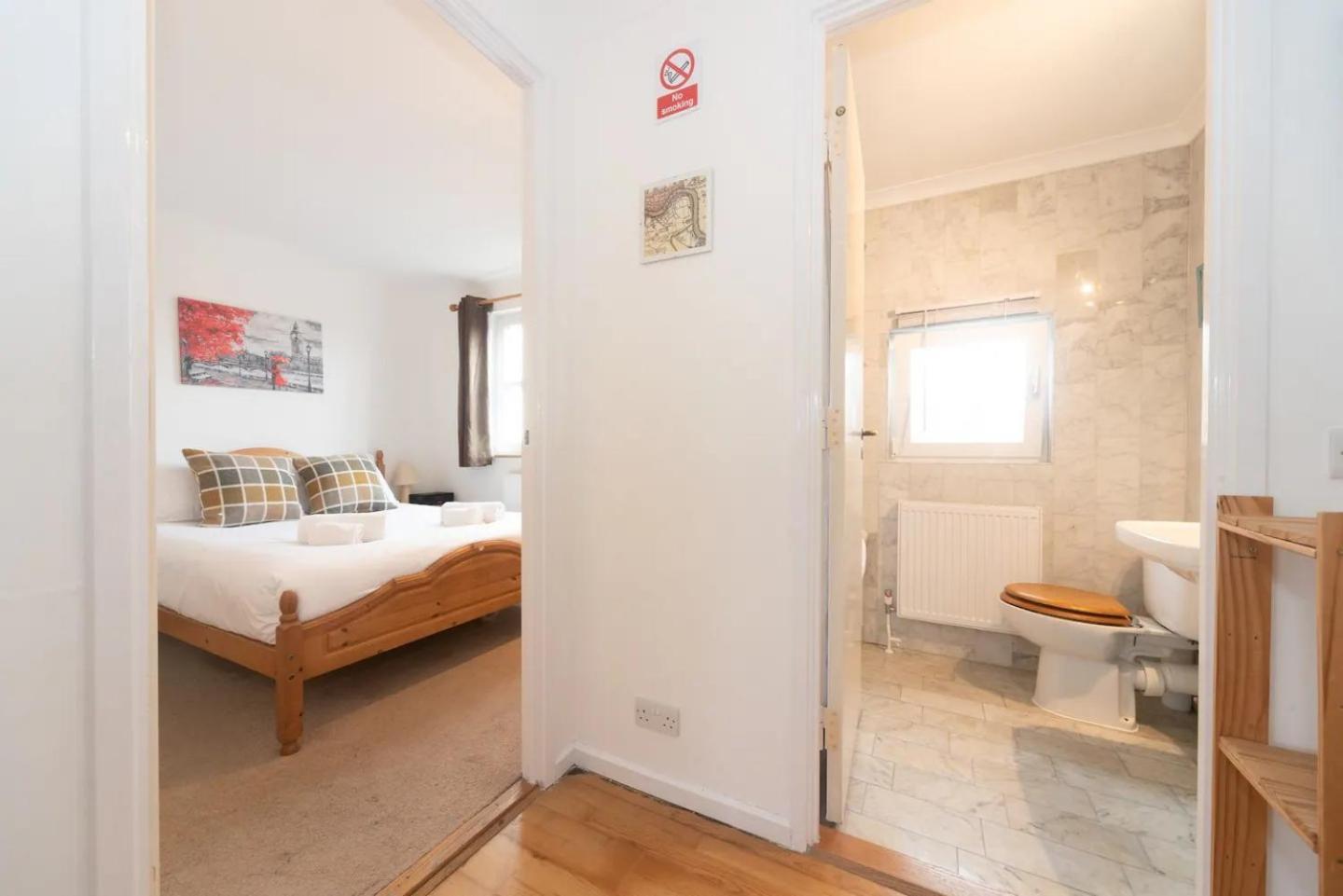 Sunny Maisonette With Views Over Canary Wharf, London Exterior photo